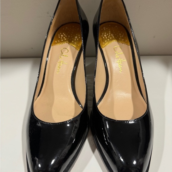 Class!  Cole Haan Black Patent Leather Heels - Sz 6 EUC - Picture 4 of 7